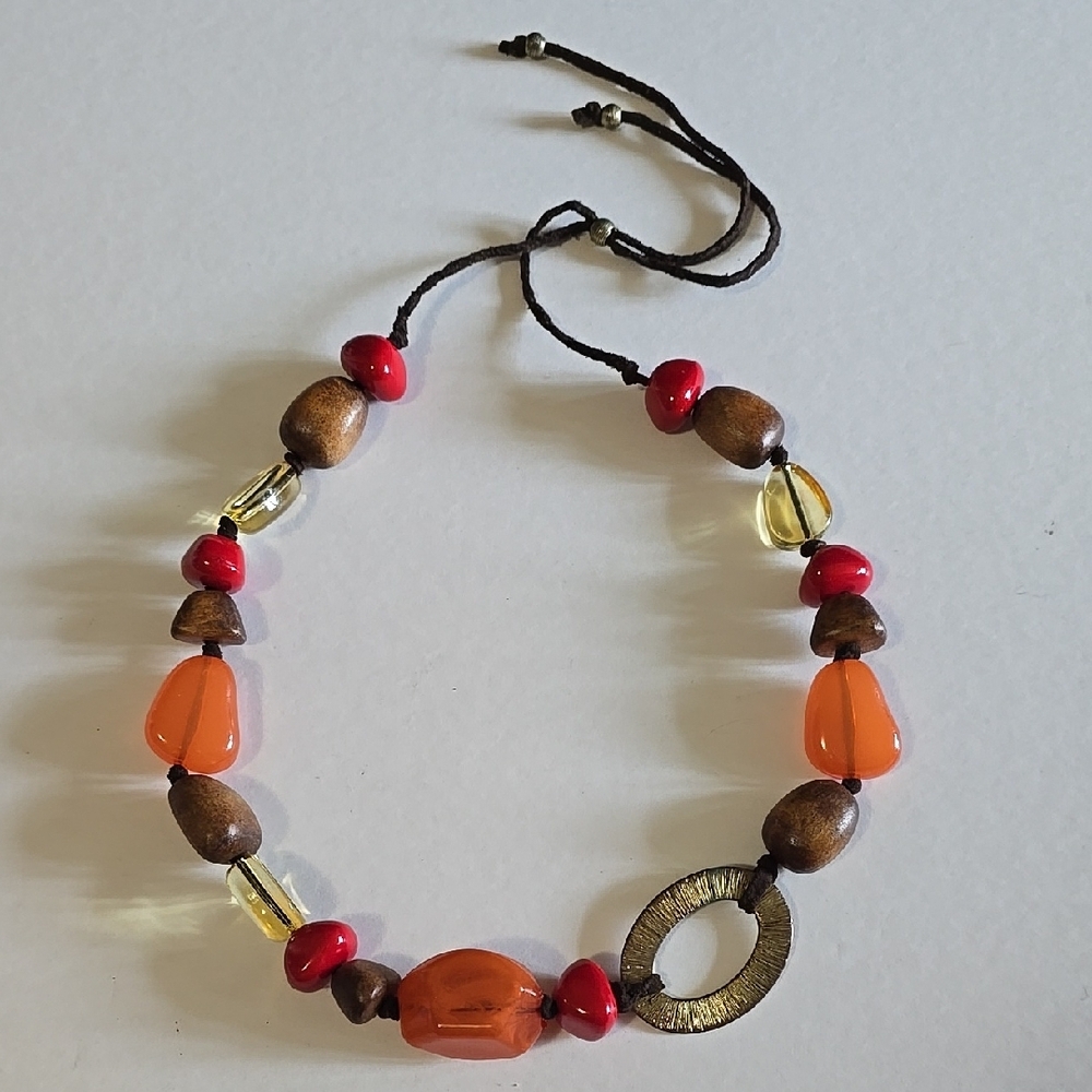 Elegant Multicolor Beaded Necklace